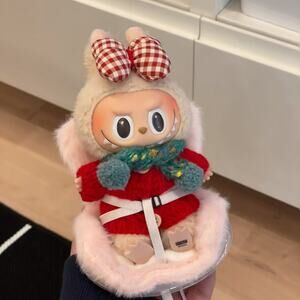 NEW Labubu 17cm keychain cute doll seats - pink